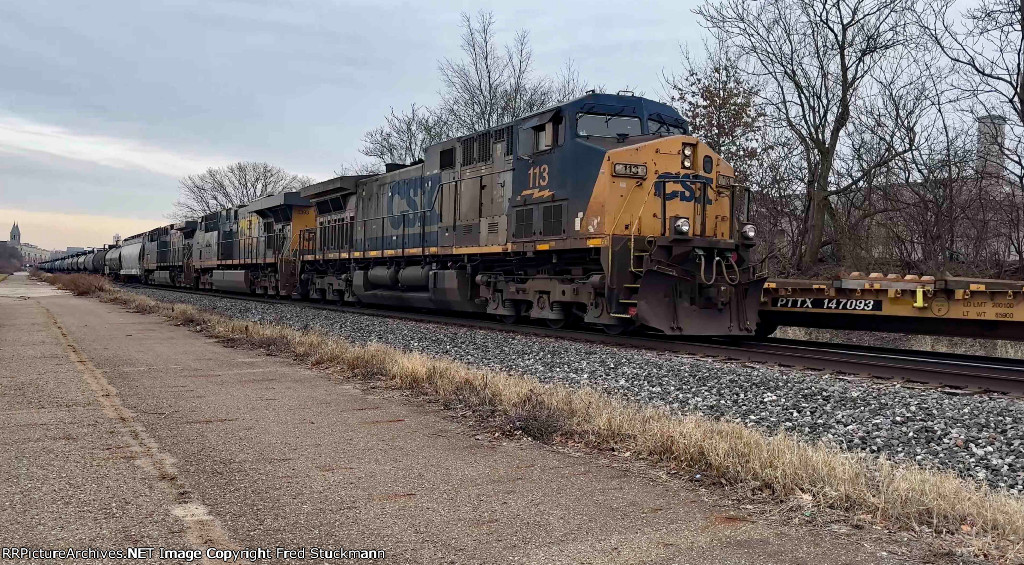 CSX 113 leads an empty ethanol train.